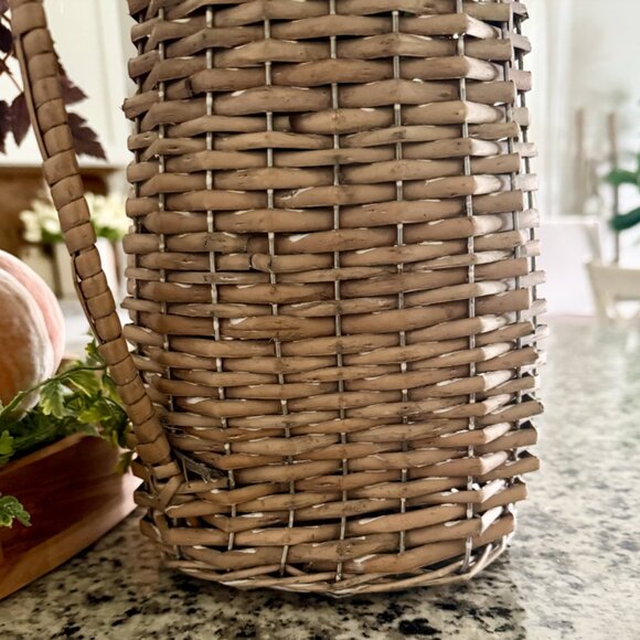 Woven Pitcher - Picture 5 of 10